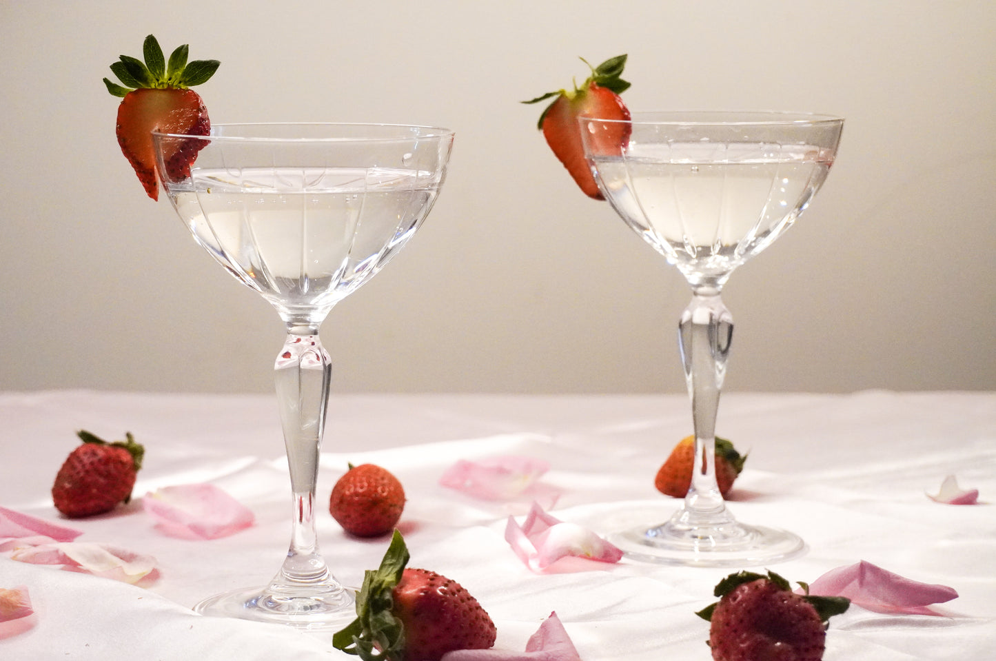 crystal coupes w/ detailed stem