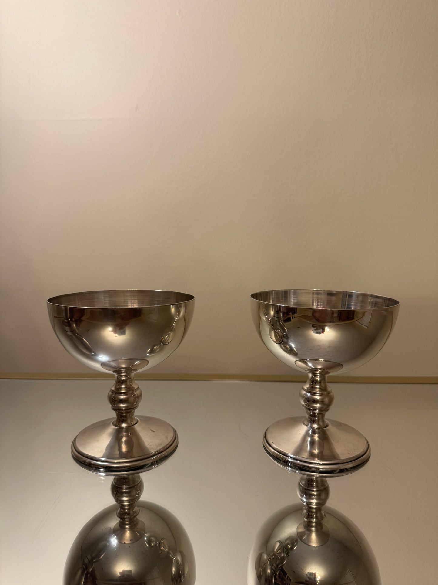 silver coupes w/ detailed stem