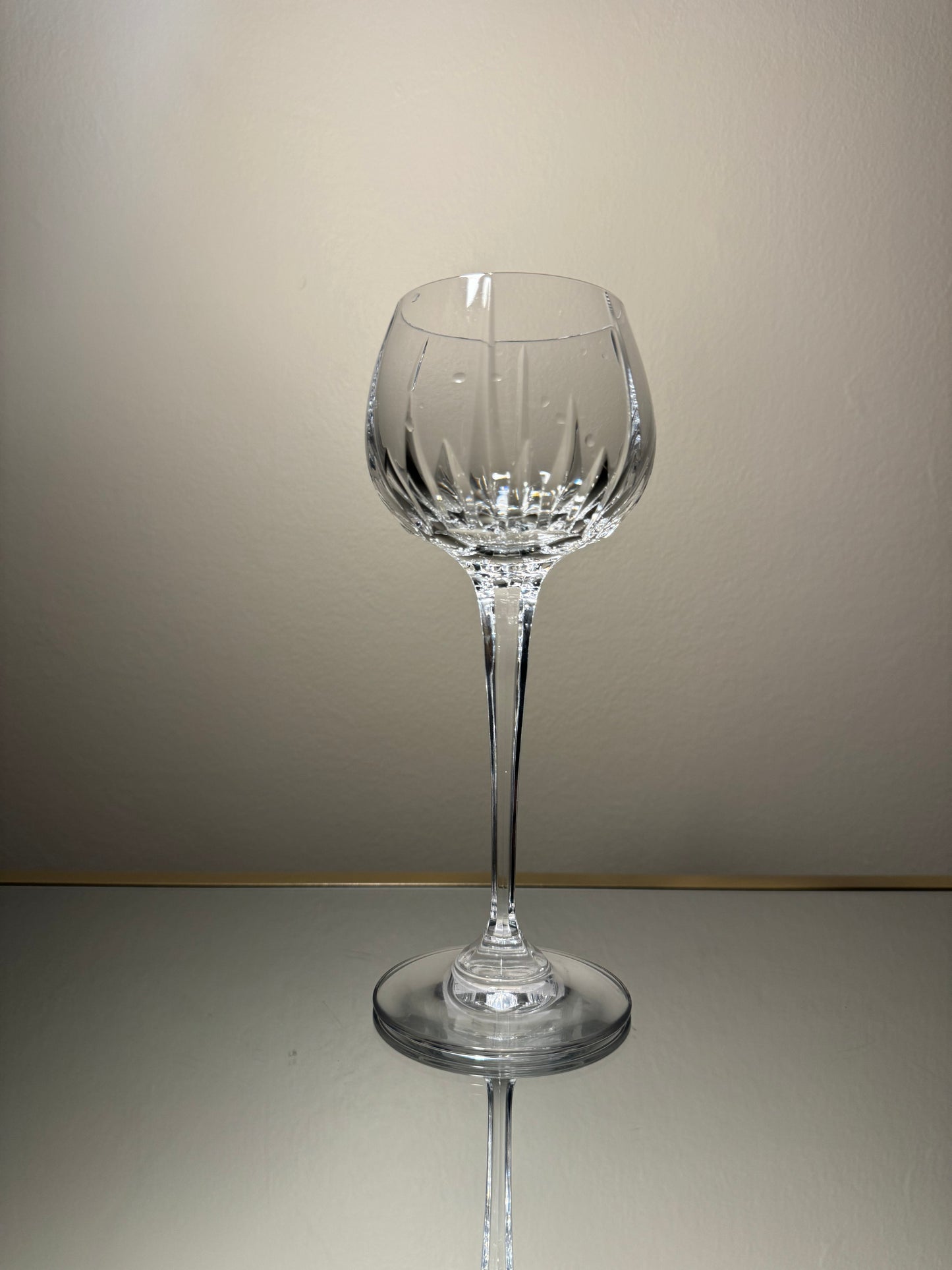 clear crystal wine glass