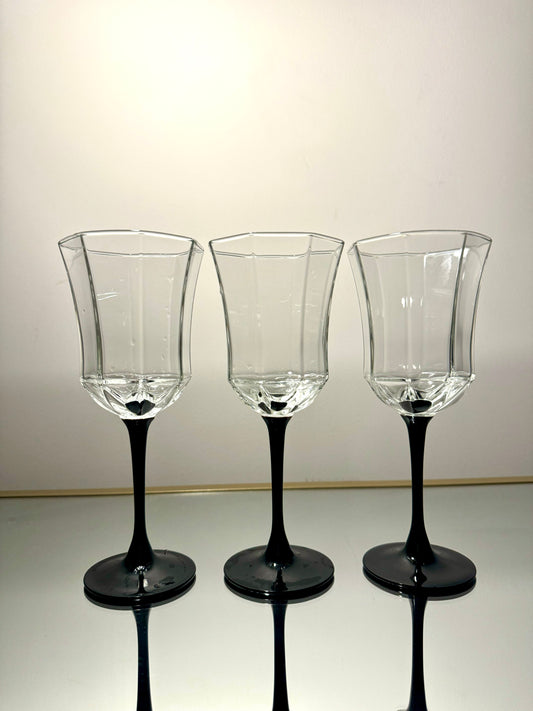 wide wine glass set w/ octagon rim