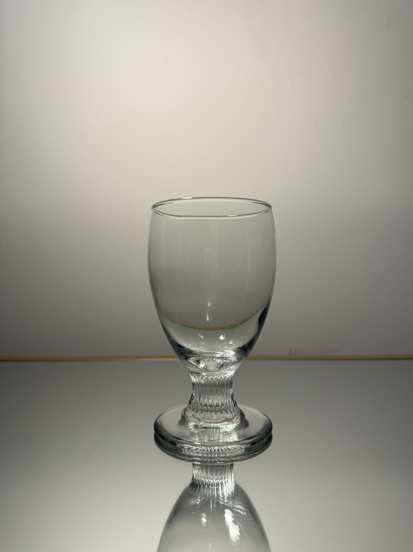 clear glass w/ ridged stem