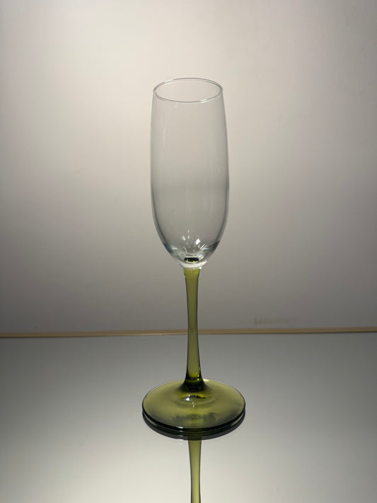 wine glass w/ green stem