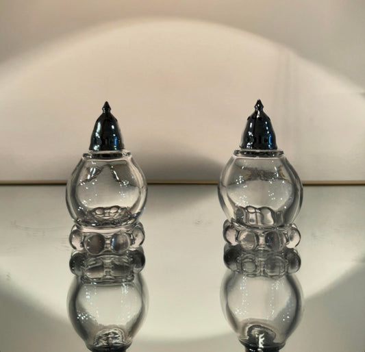 clear salt/pepper shakers
